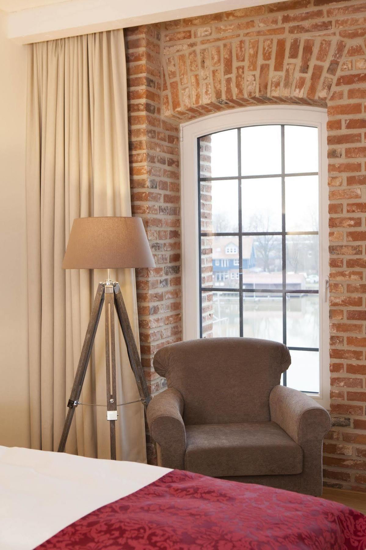 Hotel Hafenspeicher Leer Zewnętrze zdjęcie